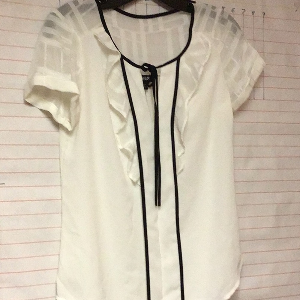 EXPRESS  women's blouse, sz XS.  off white and black - Picture 7 of 16